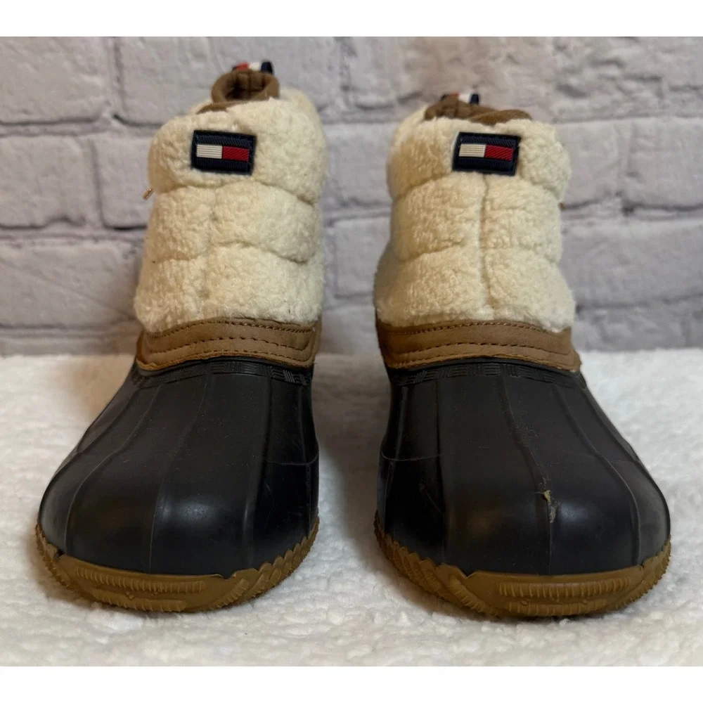 Tommy Hilfiger TWROANA Duck Boots Womens 8 Black Cream Faux Shearling Ankle Boot
